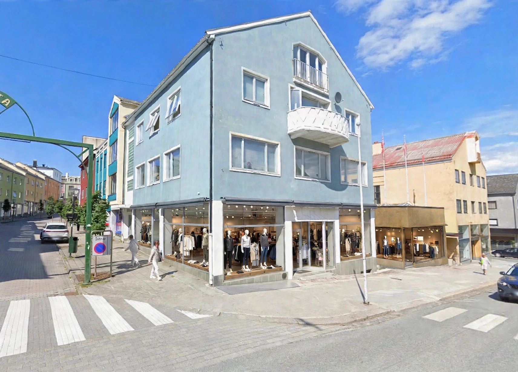 Fasade med opprinnelig farge